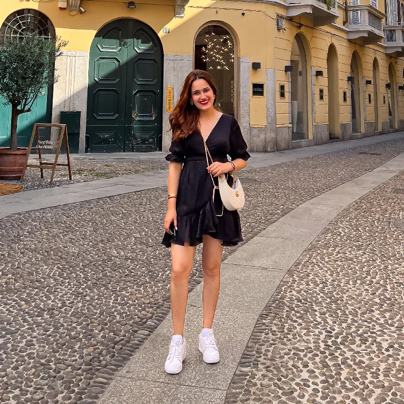 Little Black Stunner Short Dress