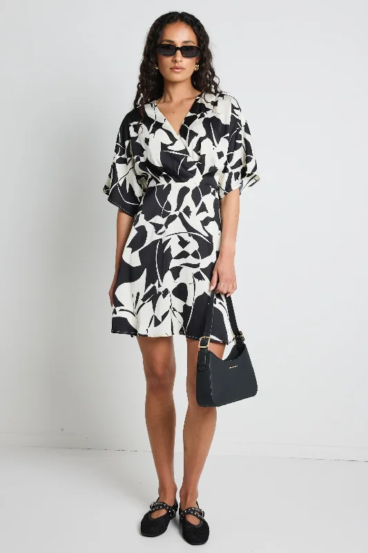 Dali Black White Satin SS Kimono Mini Dress