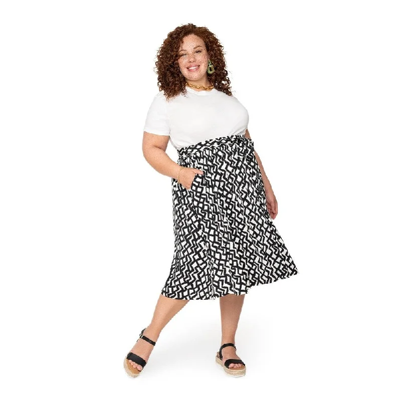 Leota's Curve Women Mindy Skirt Zig Zag Black White