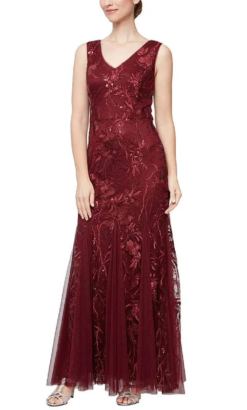 Alex Evenings 81171409 - Floral Embroidered V Neck A-line Gown